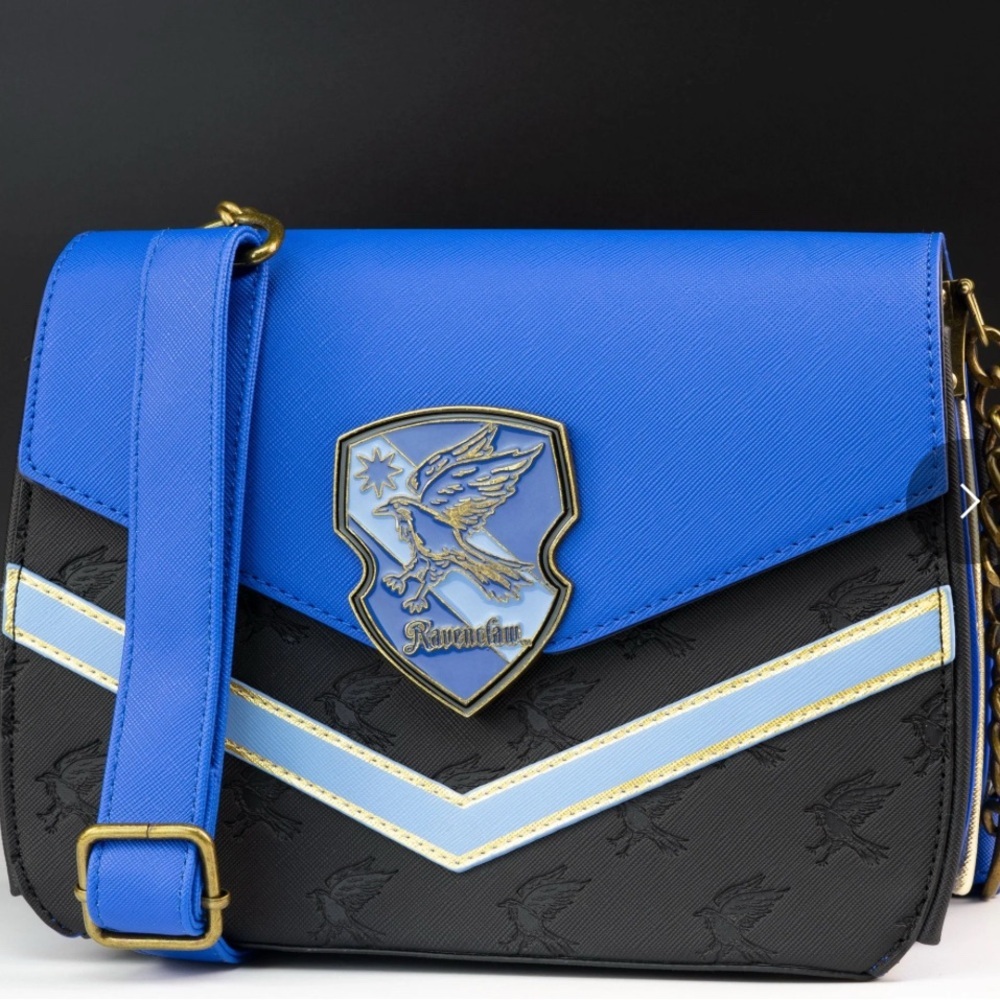Loungefly x Harry Potter Ravenclaw
Chain Strap Crossbody NWT​
